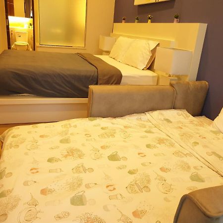 The Astra Chiang Mai Appartement Buitenkant foto