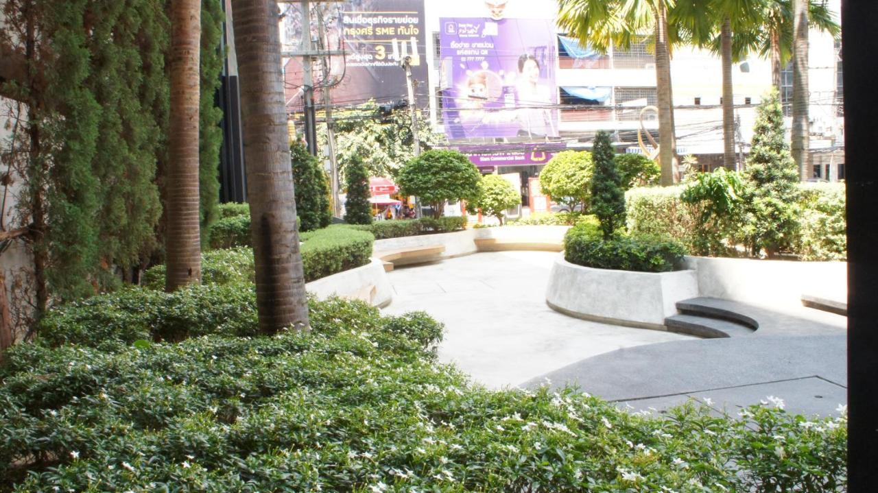 The Astra Chiang Mai Appartement Buitenkant foto